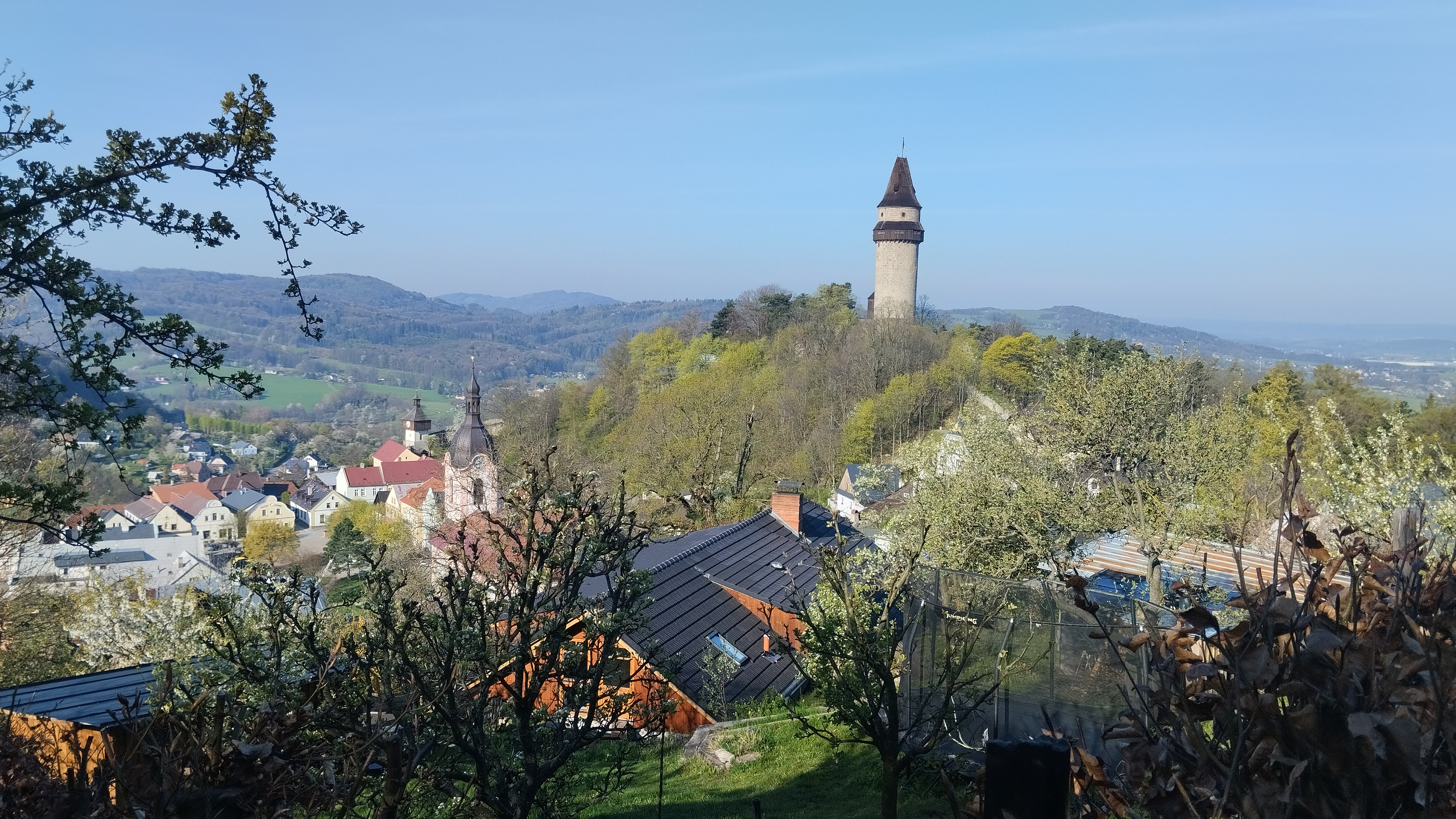 Za_výhledy_1 Quest &Scaron;TRAMBERKEM ZA V&Yacute;HLEDY